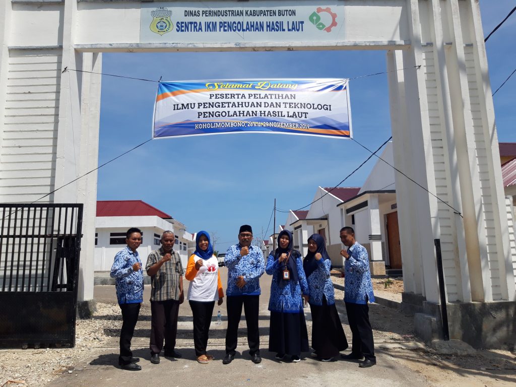 Disperindag Buton Fasilitasi Sentra IKM Wabula Dengan Perizinan Disperindag Buton Fasilitasi Sentra IKM Wabula Dengan Perizinan