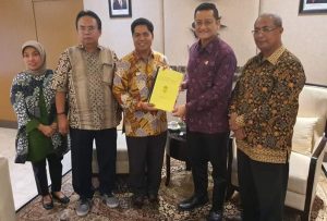 Temui Mensos, Bupati Buton Ajukan Usulan Bantuan
