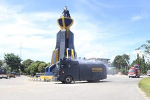 Cegah Corona, Pemda dan TNI-Polri Semprot Disinfektan Serempak di Buton