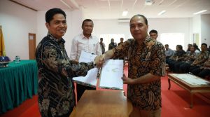 Petani Kelapa Di Buton Diberi Pelatihan  Tingkatkan Produktifitas