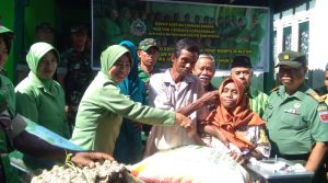 Usai Dibuatkan Jamban dan Dapur, Pasutri Disabilitas Di Buton diberikan Sembako