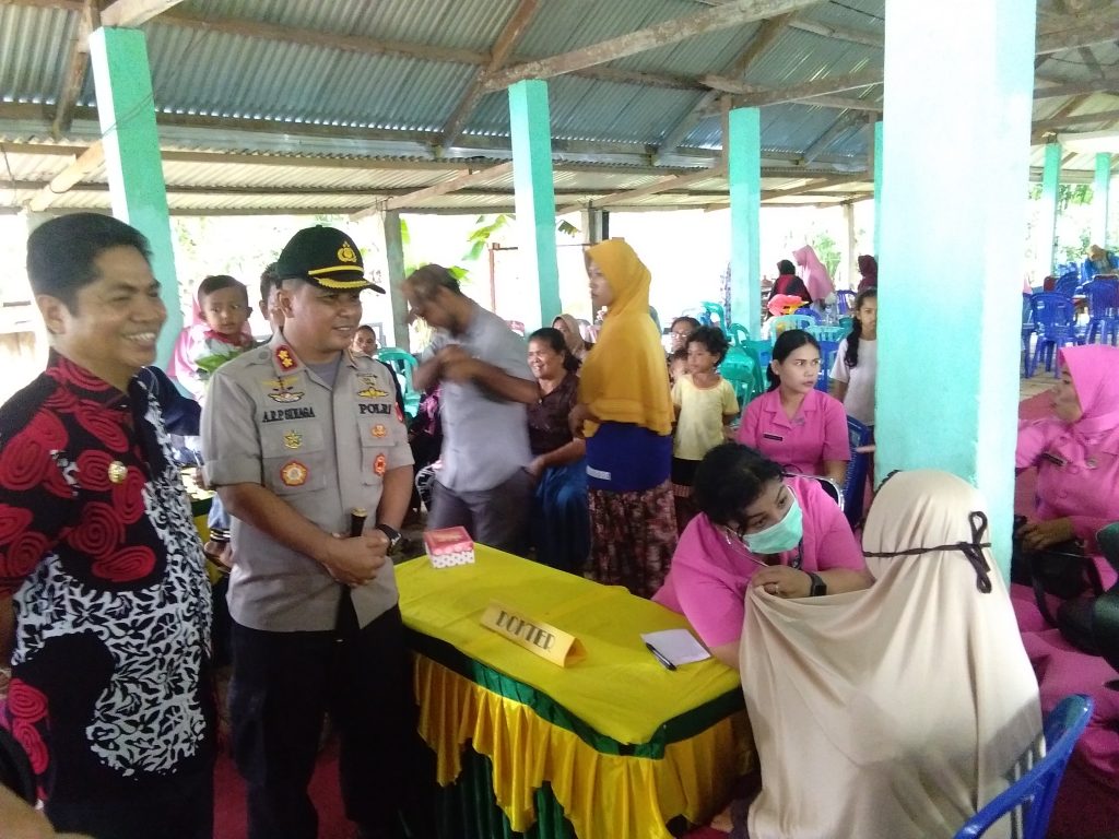 Cegah Corona, Polres Buton Lakukan Pemeriksaan Kesehatan Gratis Ke Warga Cegah Corona, Polres Buton Lakukan Pemeriksaan Kesehatan Gratis Ke Warga