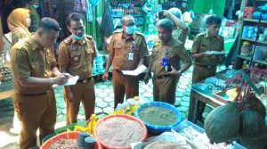 Tak Perlu Panik, Warga Bisa Beli Beras di Bulog