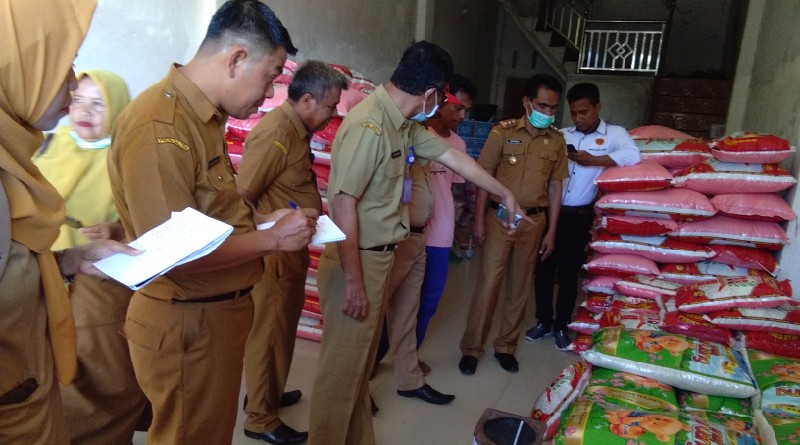 Antisipasi Panik Corona, Pemda Buton Cek Ketersediaan Stok Sembako di Pasar