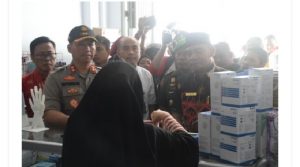 Masker Habis, Polres Baubau Sidak Apotek dan Distributor Masker