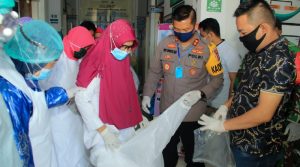 Posko Bersama Relawan Covid-19 Baubau Salurkan Bantuan Tahap 2