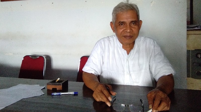 Selama Corona, Tiap Jumat Camat Pasarwajo Siapkan Nasi Kuning Gratis Selama Corona, Tiap Jumat Camat Pasarwajo Siapkan Nasi Kuning Gratis