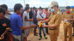 Satgas Covid-19 Buton Bagikan 5000 Masker