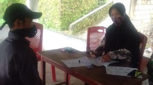 Warga Senang Dapat Bantuan Langsung Tunai(BLT)