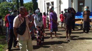 Bupati Buton Kunjungi Pemudik yang Dikarantina Di Gedung Eks Kantor Bupati