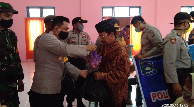 Tepis Isu Penyerangan, Kapolres Sambangi Warga Desa Gunung Jaya dan Sampuabalo