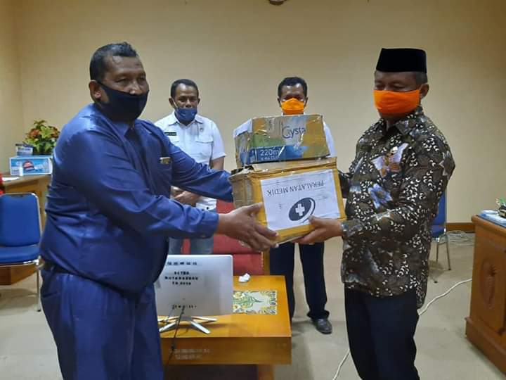 Sekber Covid19 Kota Baubau terima Donasi Pertamina dan Koperasi Samaturu