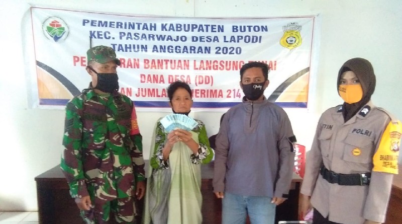 Pemerintah Desa Lapodi Salurkan Bantuan BLT Tahap Dua