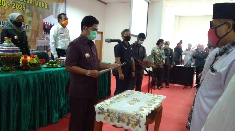 Bupati Buton Melantik Anggota BPD di Buton