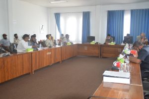 Puluhan Pemilik Jarangka Protes Surat Edaran Ditiadakan Carteran Katinti di Kantor DPRD Baubau