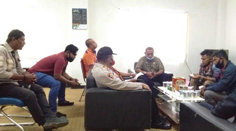 Jabat Tiga Periode, Direktur PDAM Buton Didemo