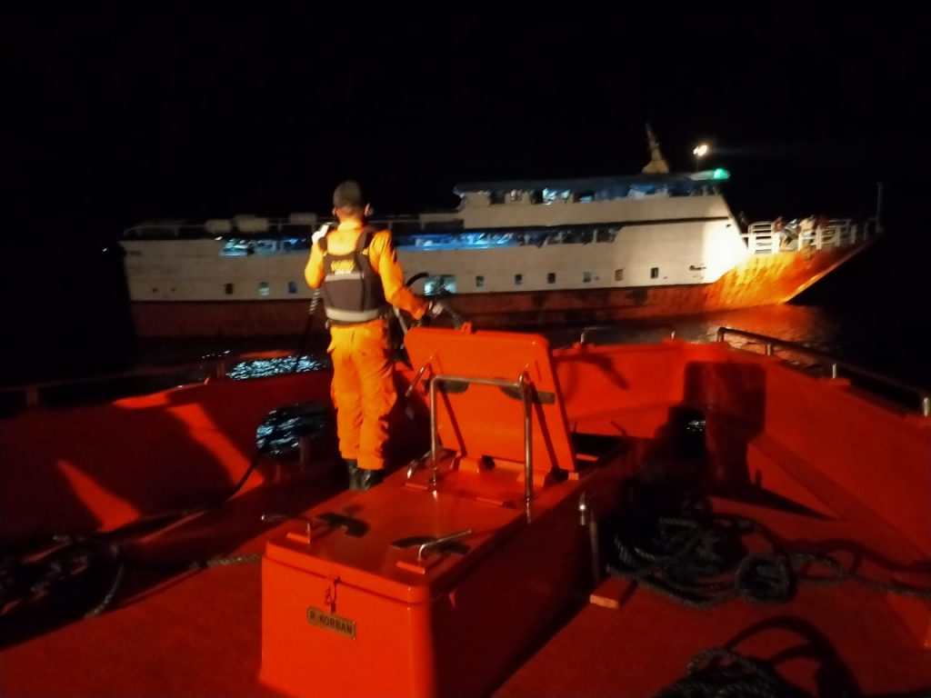 Kapal Rute Kaledupa –Baubau Mati Mesin, 66 Penumpang Dievakuasi