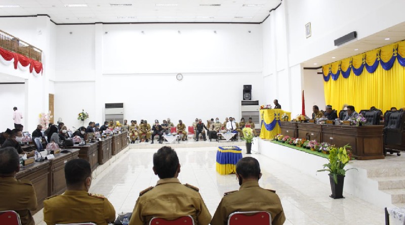 DPRD Sahkan Empat Raperda DPRD Sahkan Empat Raperda