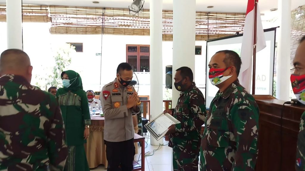 Terbaik I se-Sultra, Kodim 1413 Buton Terima Penghargaan Dari BKKBN