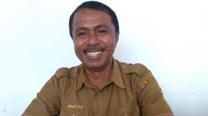 Kemenparekraf Bagi-bagi Ribuan Masker di Buton