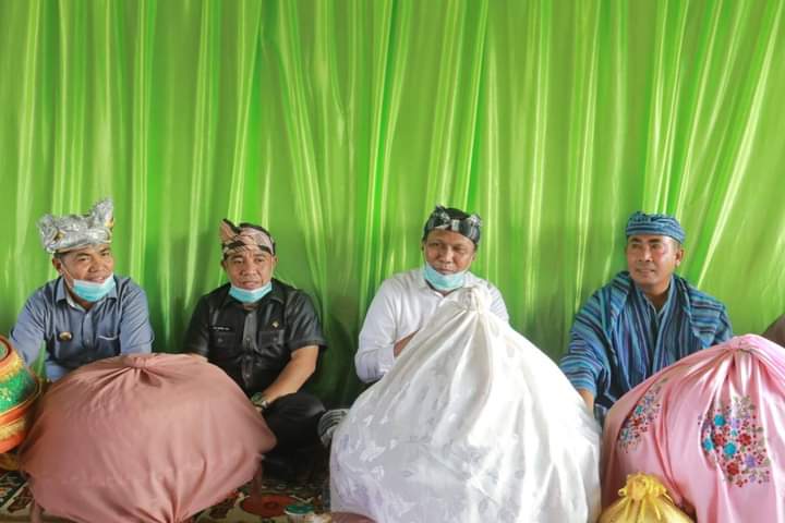 Hadiri Pesta Adat La Bakry Ajak Warga Patuhi Prokes