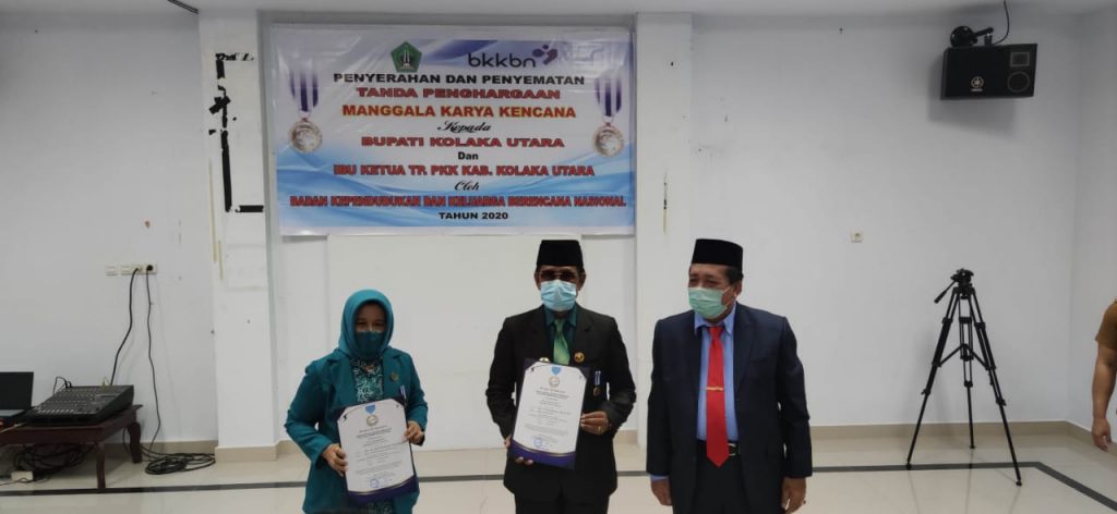 Bupati Kolaka Utara Raih Penghargaan Manggala Karya Kencana 2020