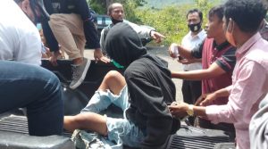 Demo Omnibus Law di Buton Dua Mahasiswa Terluka