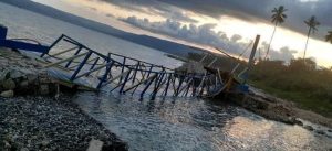 Belum Setahun Jembatan RTH Kancinaa Ambruk Pahadal Anggaran RTH Rp 8,6 Miliar