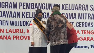 Andi Nirwana, dinobatkan sebagai Bunda Generasi Berencana (Genre)