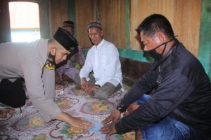 Sambangi Rumah Korban, Kapolres Buton Nyatakan Pelaku Sudah Diamankan
