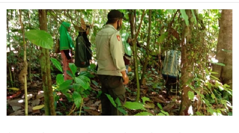 Jajaran Polsek Kapontori dan Warga Lakukan Pencarian Orang Hilang