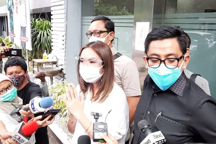Gisel menjalani pemeriksaan kembali di Polda Metro Jaya terkait dugaan video syur miliknya, Rabu (23/10/2020)(KOMPAS.com/VINCENTIUS MARIO)