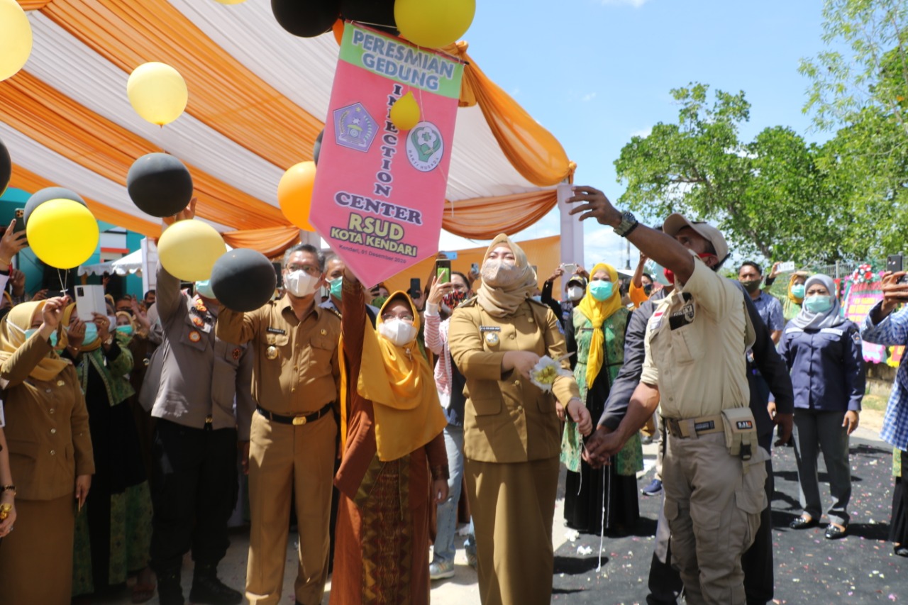 Wali Kota Kendari Resmikan Gedung Khusus Penangan Pasien COVID-19