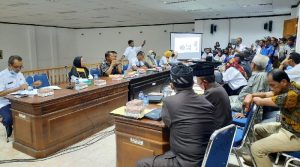 Pempus Terima Pegawai P3K, Ratusan Honorer K2 Buton Adukan Nasibnya ke DPRD Buton