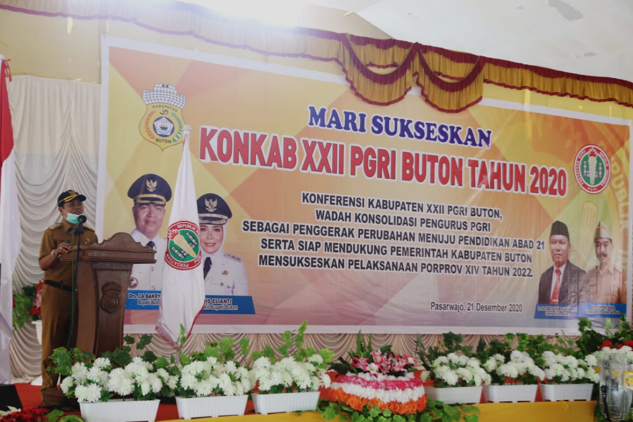 Bupati Buton Buka Konkab XXII PGRI Tahun 2020