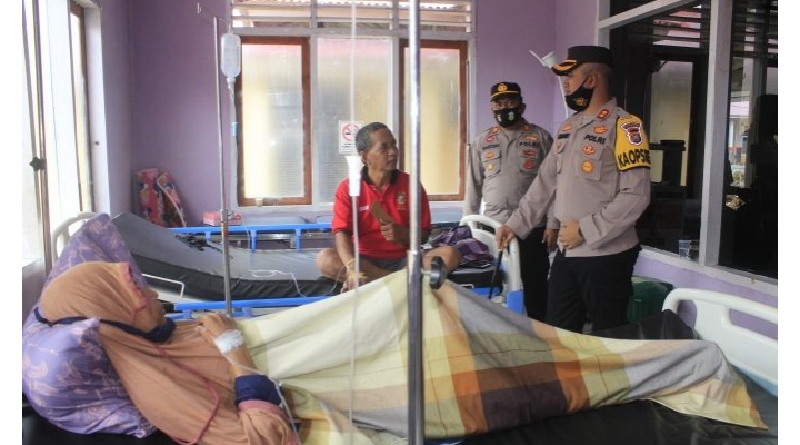Kapolres Buton Kunjungi Korban Keracunan di Buton