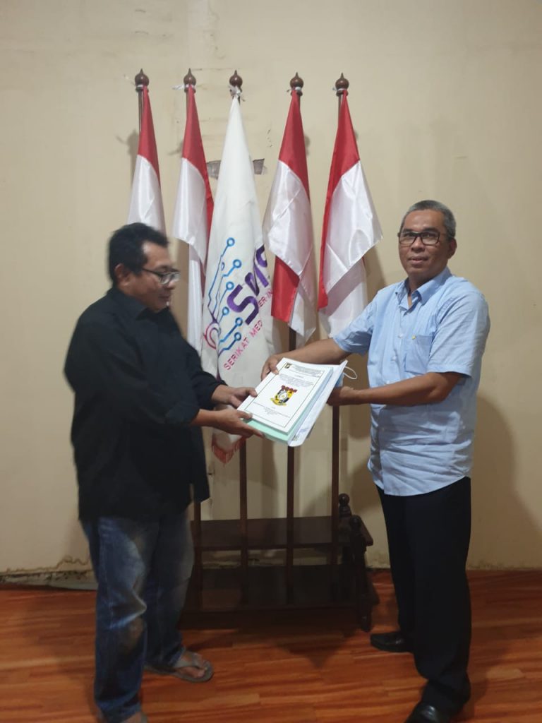 Kisruh Kerja Sama Sawit dengan PTPN V Riau, Ketua Kopsa Makmur usai dari KSP Minta Dukungan SMSI Kisruh Kerja Sama Sawit dengan PTPN V Riau, Ketua Kopsa Makmur usai dari KSP Minta Dukungan SMSI