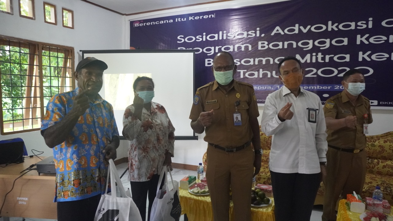 BKKBN Bersama Mitra Sosialisasikan Program Bangga Kencana Di Kampung KB Keerom