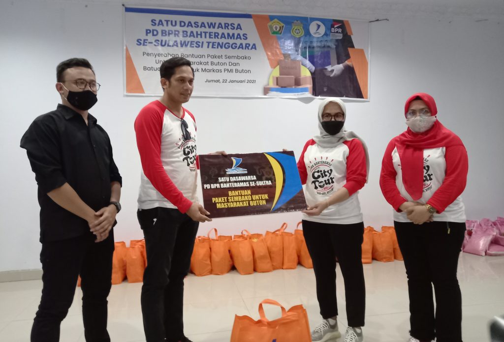 Satu Dasawarsa BPR Bahteramas Sultra Beri Bantuan ke Warga Buton
