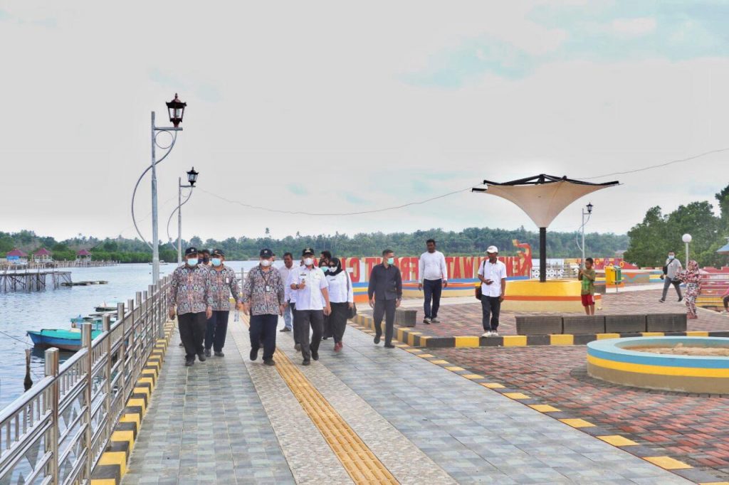 Penataan Kawasan Kumuh Bungkutoko-Petoaha Kendari Jadi Percontohan Nasional