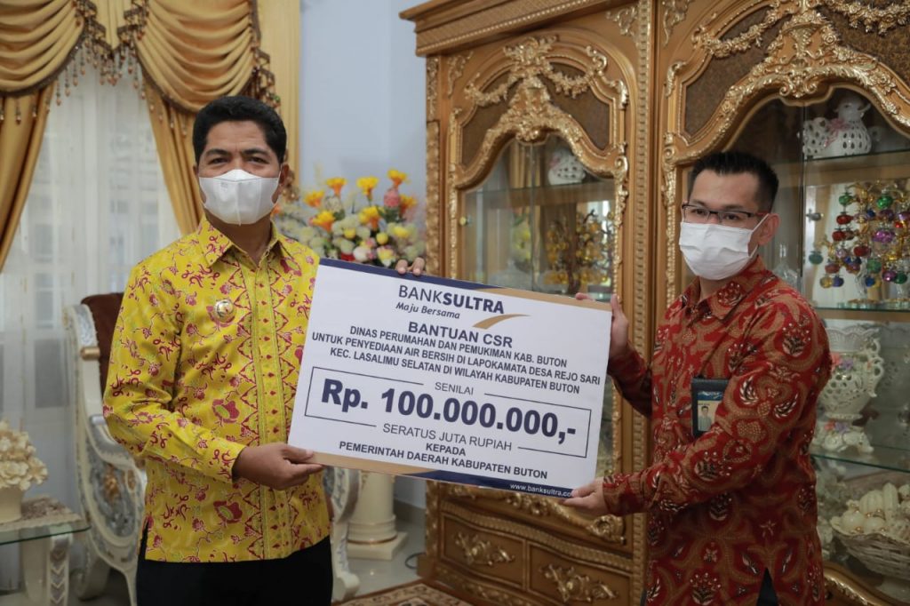 BPD Sultra Cabang Pasarwajo Salurkan CSR Rp 100 Juta