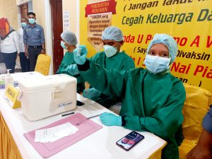 Kick Off Pencanangan Vaksinasi di Buton Sukses Dilaksanakan Kick Off Pencanangan Vaksinasi di Buton Sukses Dilaksanakan