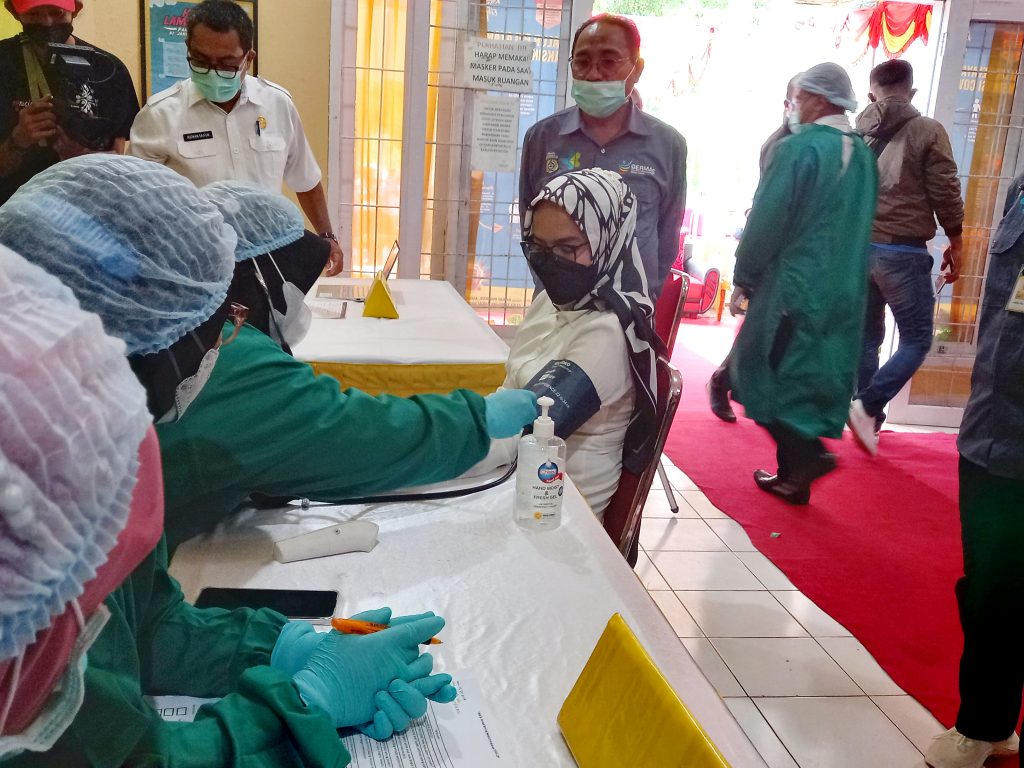 Kick Off Pencanangan Vaksinasi di Buton Sukses Dilaksanakan