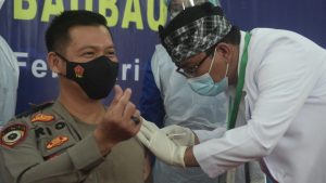 Ditandai Bunyi Gong, Kick Off Pencanangan Vaksinasi Covid-19 Tahap Pertama Dimulai