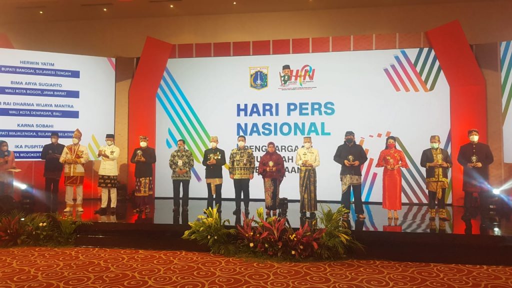 Jokowi Berikan 5000 Dosis Vaksin Untuk Wartawan