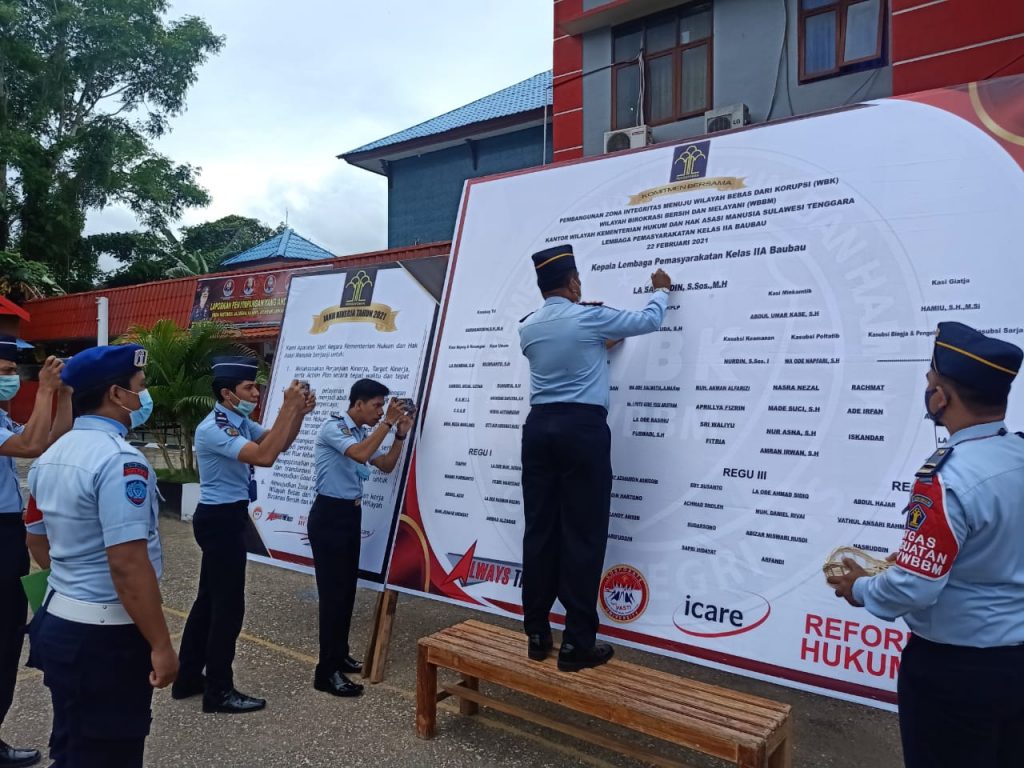 Seluruh Pegawai Lapas Kelas II A Baubau Berjanji Tingkat Kinerja menuju Wilayah Bebas Korupsi