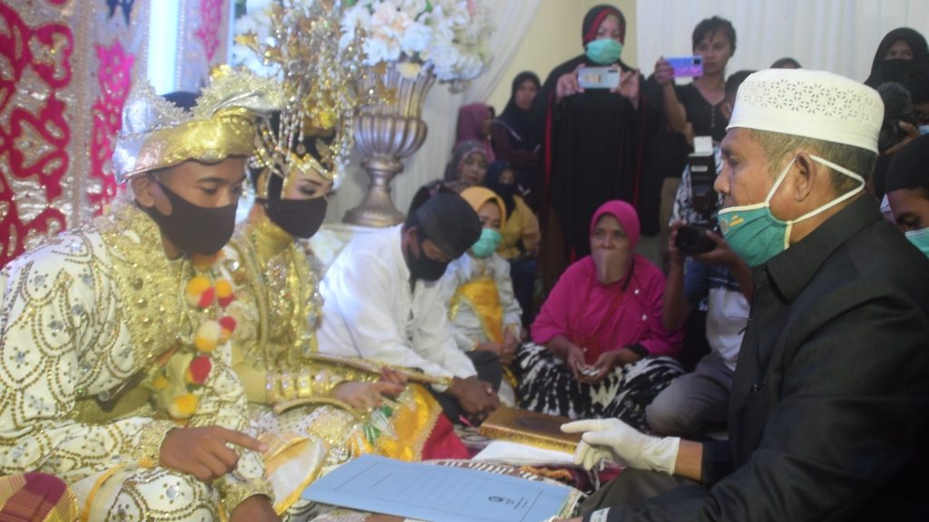 Sepasang Kekasih Pelajar SMP yang Viral Akhirnya Sah Menjadi Pasangan Suami Istri