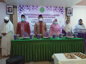 Wawali Baubau Ajak Wanita Islam Kolaborasi Dengan Pemerintah Bangun Koperasi Syariah