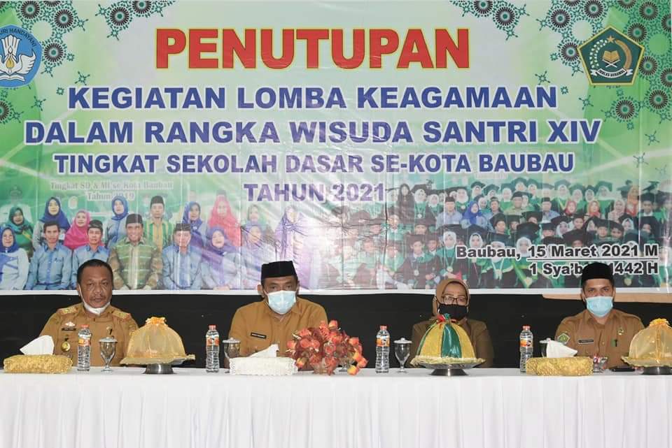 La Ode Ahmad Monianse : Wali Kota Baubau Layak Dianugerahi Tokoh Pendidikan