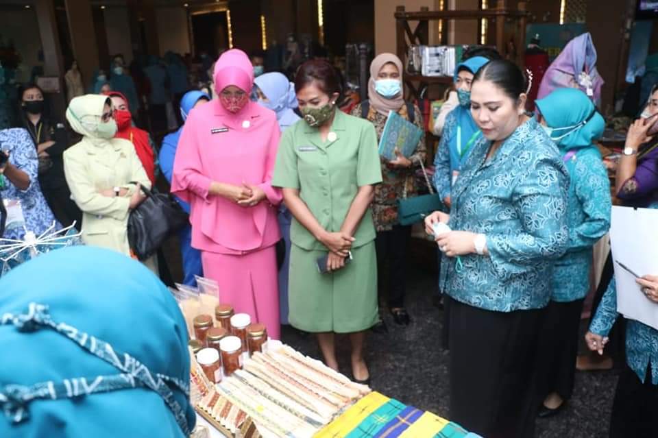 Meriahkan Hari Kesatuan Gerak PKK ke-49, PKK Sultra Gelar Empat Kegiatan